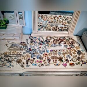 Vintage Elegant Gold and Silver Women's Jewelry Set